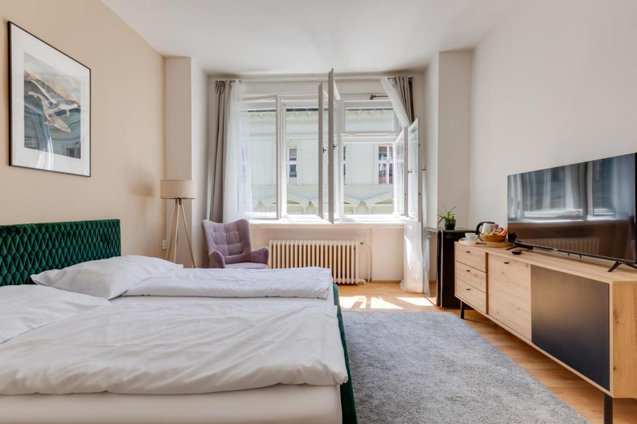 Aparthotel Riben House Praga Esterno foto