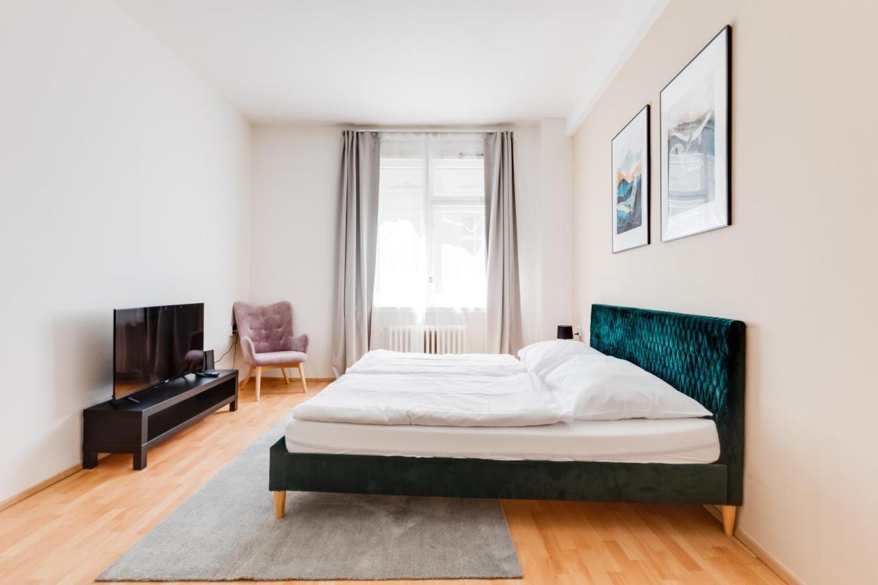 Aparthotel Riben House Praga Esterno foto