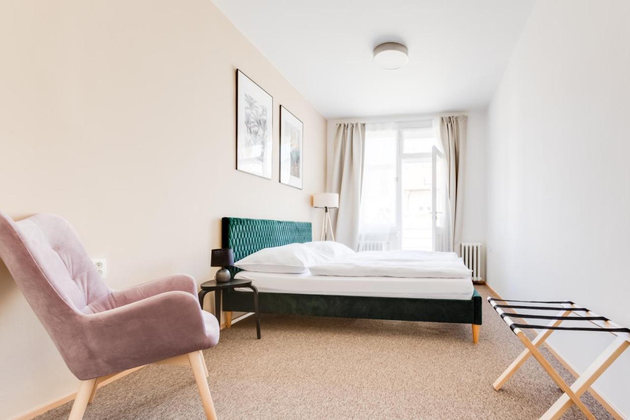 Aparthotel Riben House Praga Esterno foto