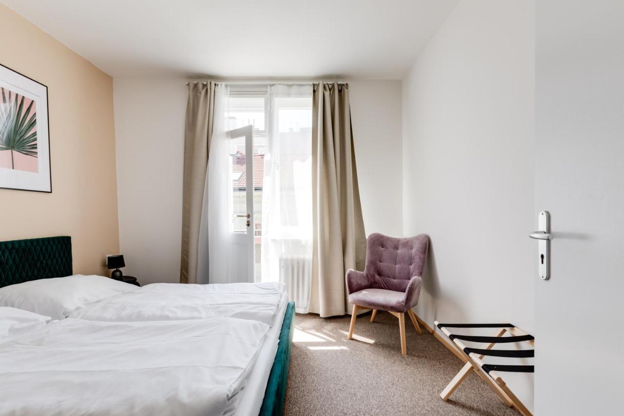 Aparthotel Riben House Praga Esterno foto