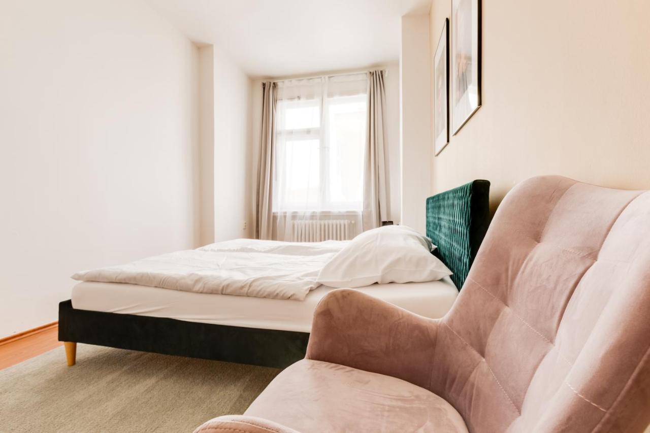 Aparthotel Riben House Praga Esterno foto